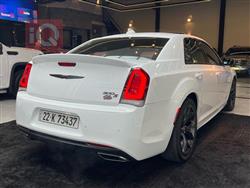 کرایسلەر 300